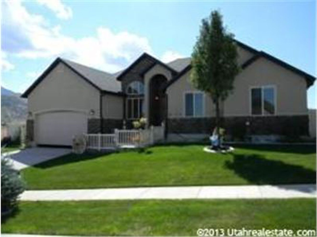 1289 S Sycamore Cir E, Santaquin, UT 84655