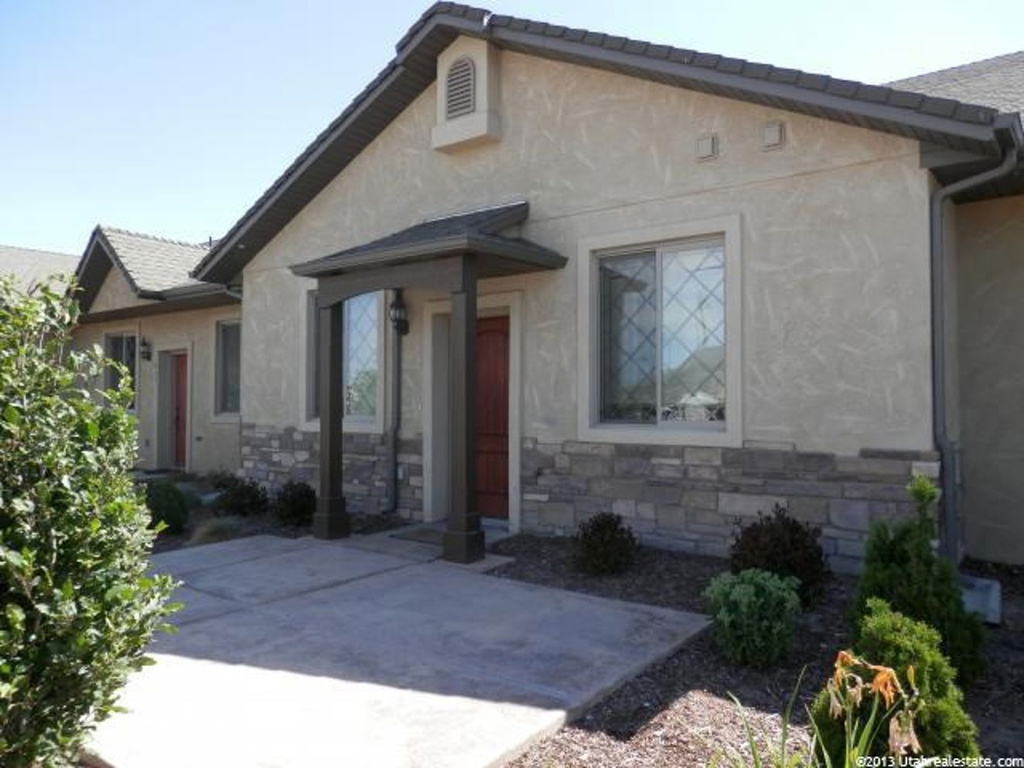 465 N Linden Ln W, Providence, UT 84332