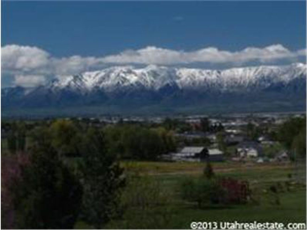 1223 E Bentwood Dr. #1, North Logan, UT 84341