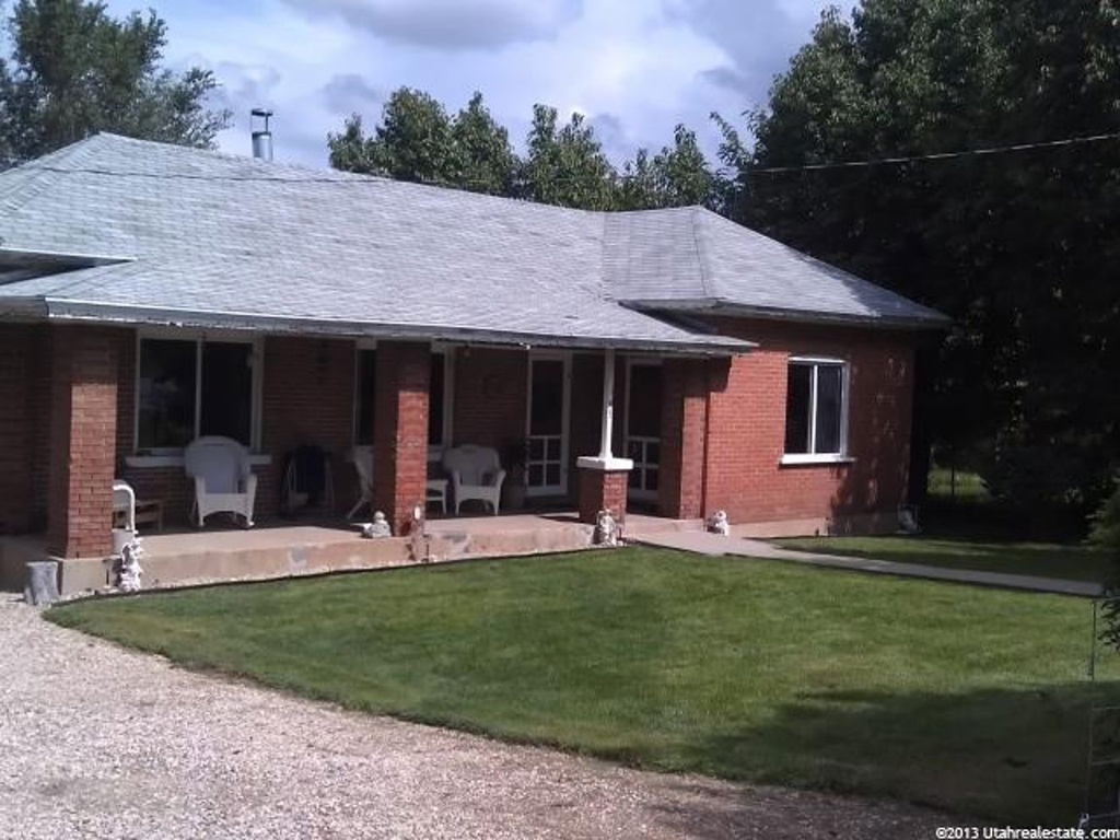 145 E 100 S, Fillmore, UT 84631