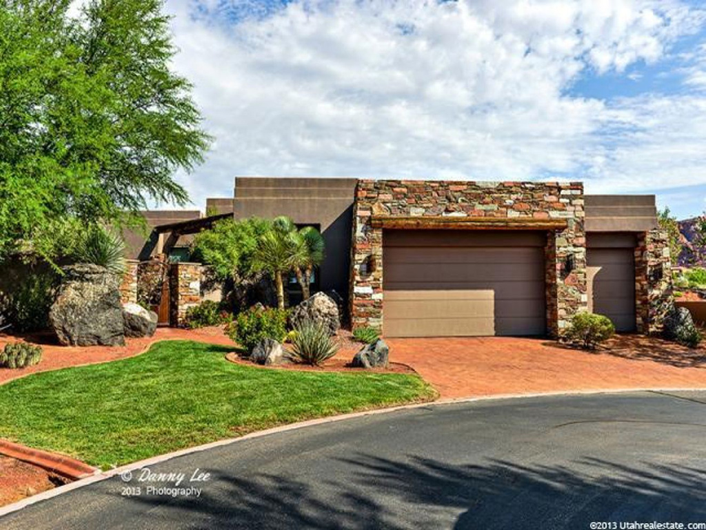 1500 E Split Rock Rd, Ivins, UT 84738