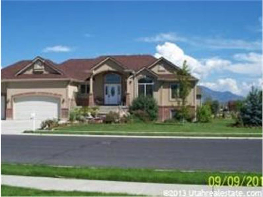 4822 S 5050 W, Hooper, UT 84315