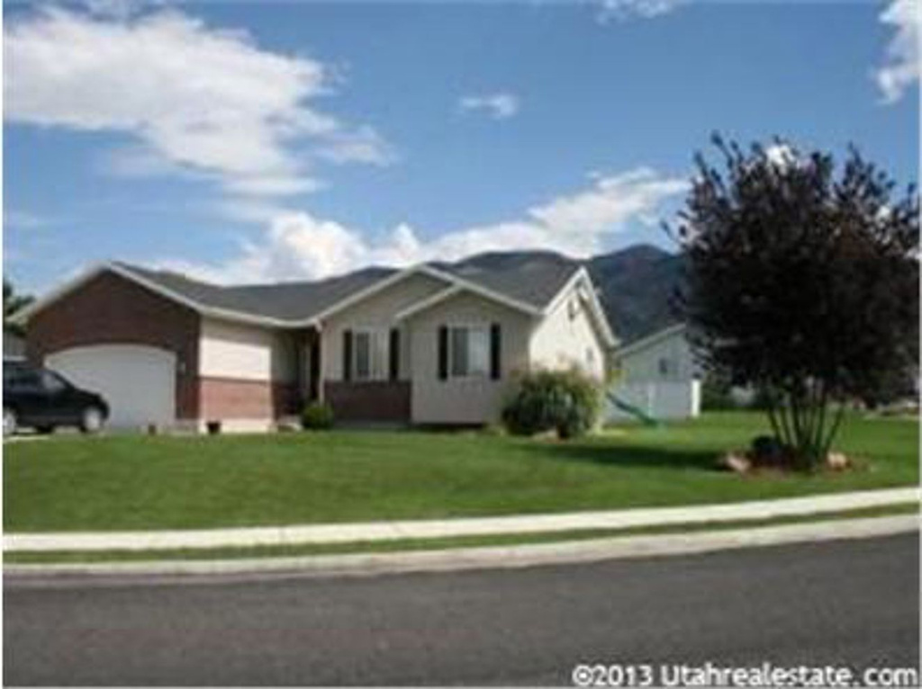 340 Meadow Ln #4, Providence, UT 84332