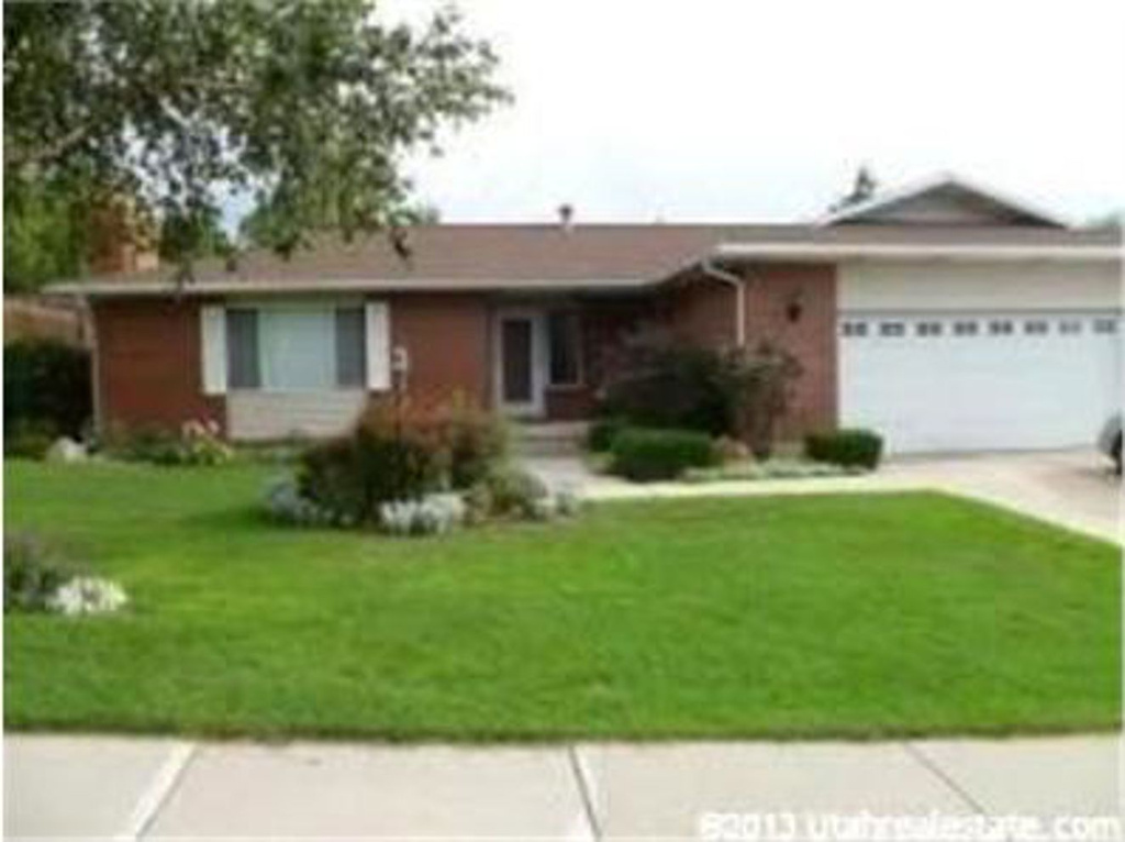 1178 E Belsaw, Sandy, UT 84094