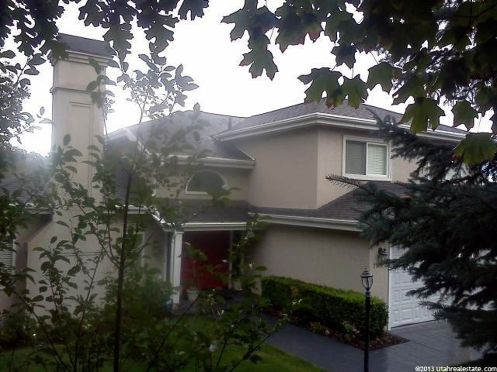 1892 E Ridge Hollow Dr, Bountiful, UT 84010