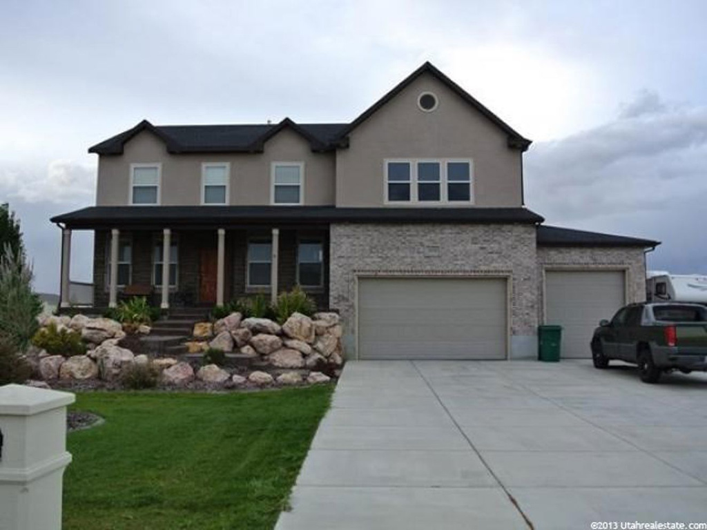 5374 W 5100 S, Hooper, UT 84315