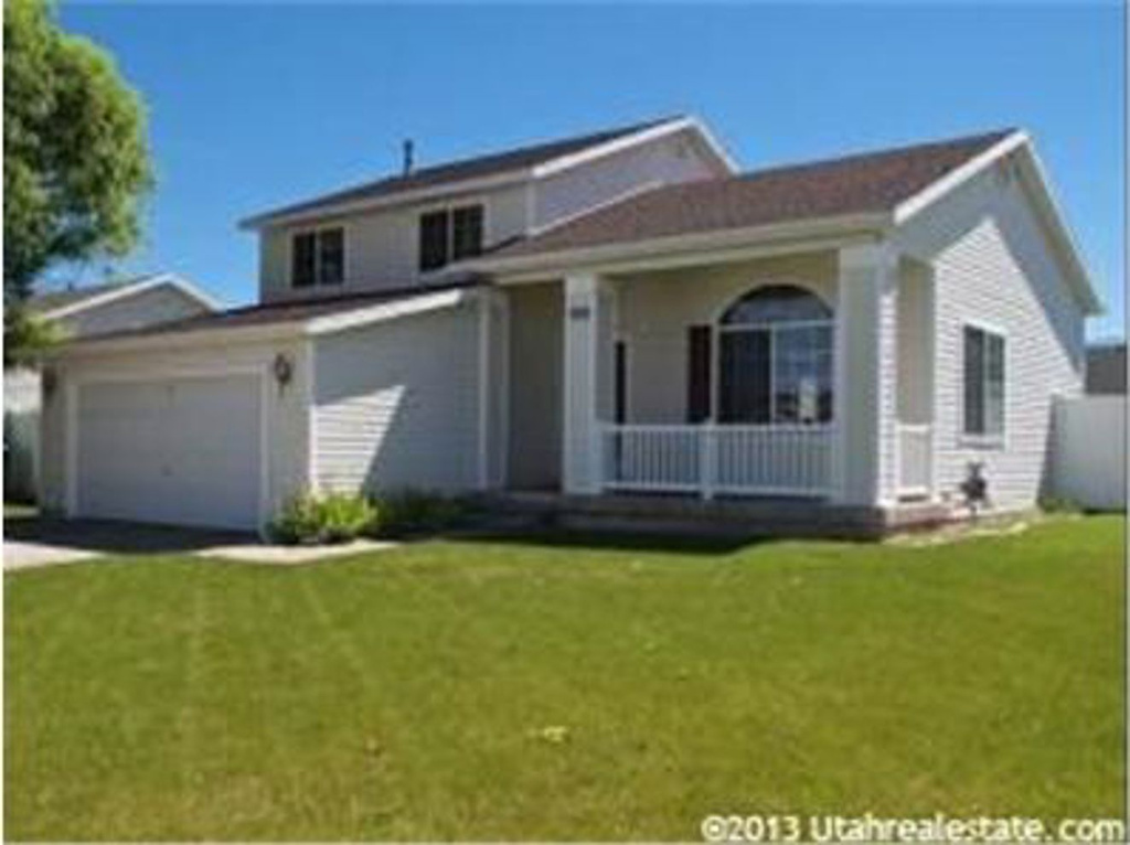 5072 S 4000 W, Roy, UT 84067