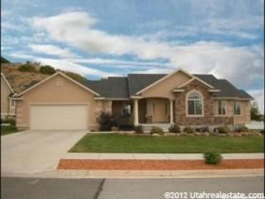 966 E Summit N, Smithfield, UT 84335