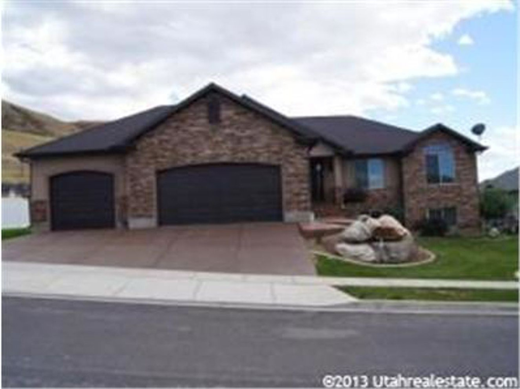 111 W 1750 S, Perry, UT 84302