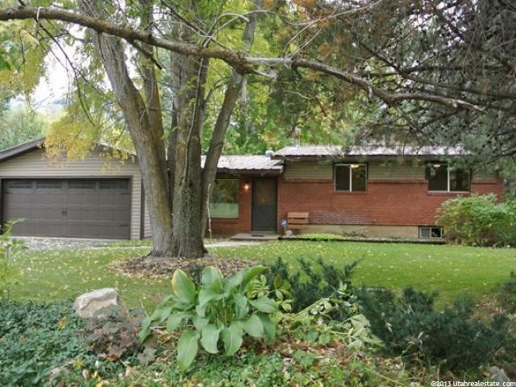 3927 N 3300 E, Liberty, UT 84310