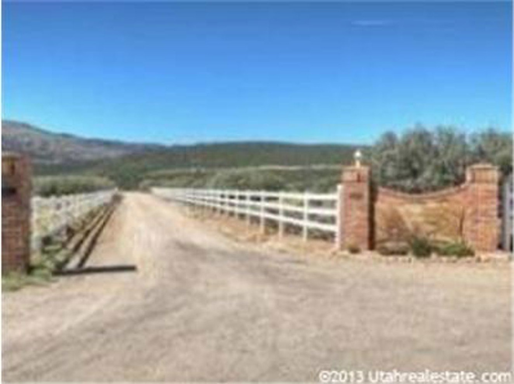 245 Acres, New Harmony, UT 84757