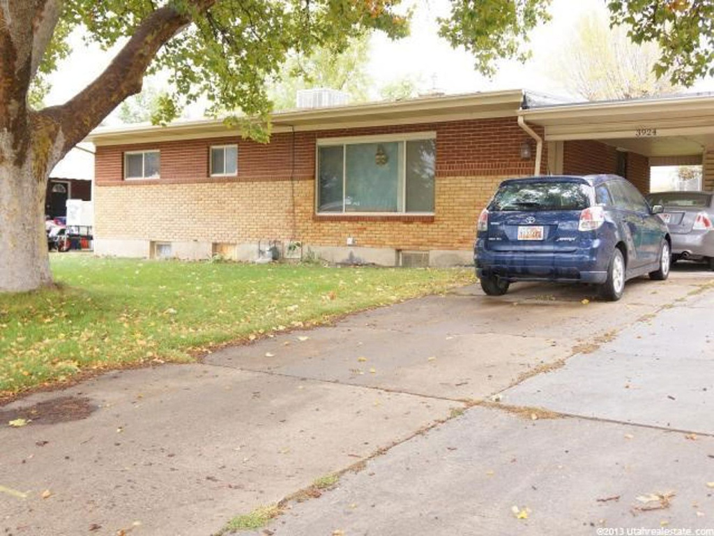 3924 S 2275 W, Roy, UT 84067