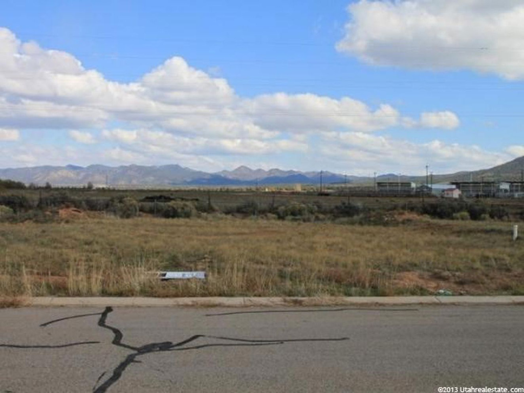 775 E 100 N, Enterprise, UT 84725