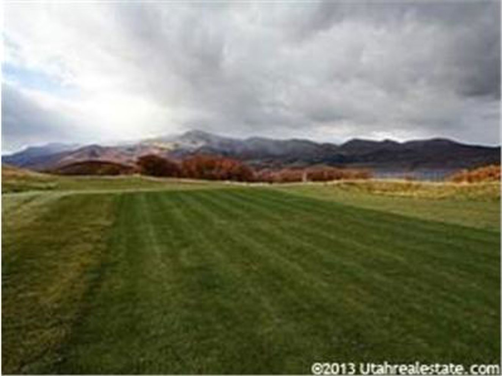1351 E Lasso Trl #R-4, Hideout, UT 84036