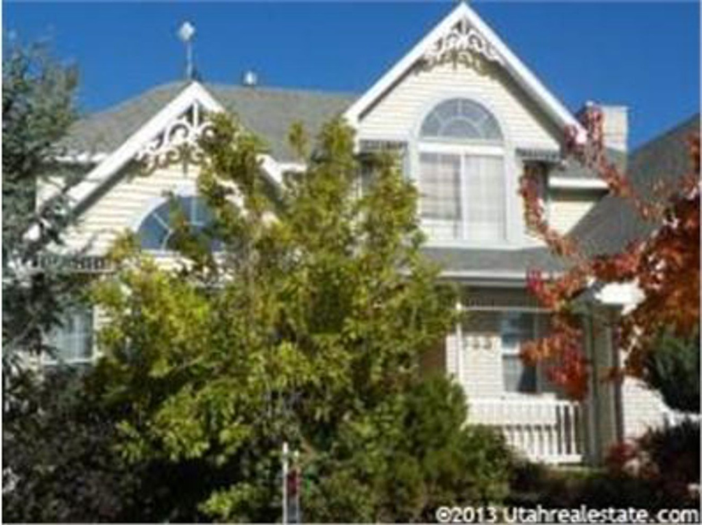 543 E 700 S, Centerville, UT 84014