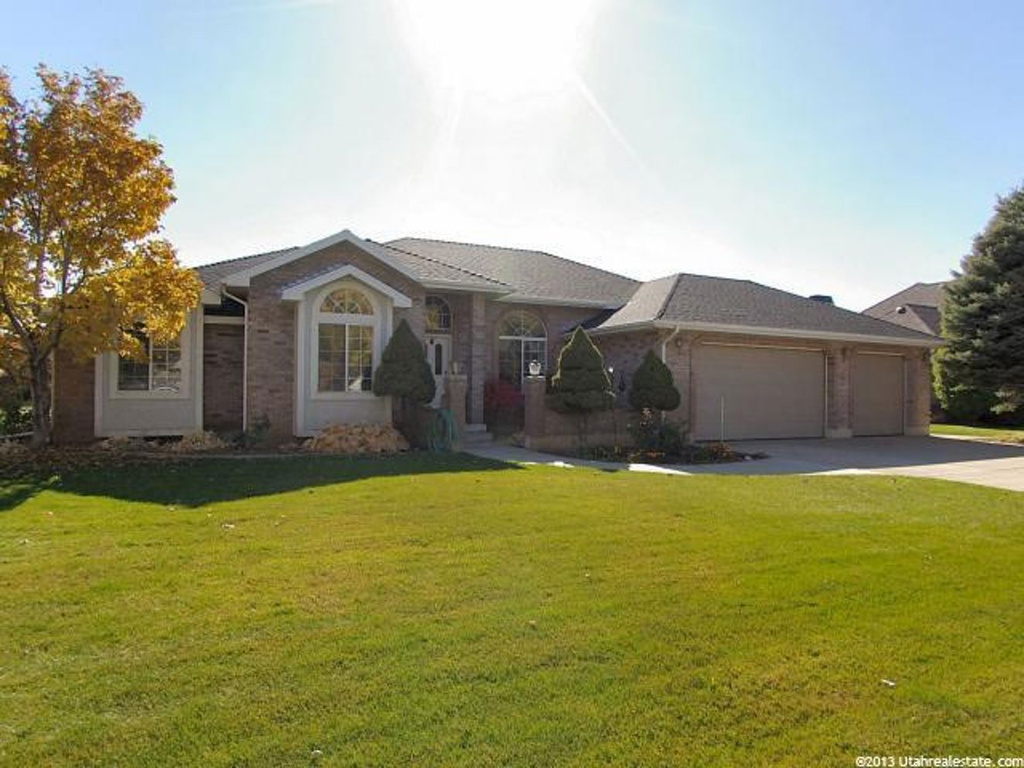 1943 E 6200 S, Ogden, UT 84403