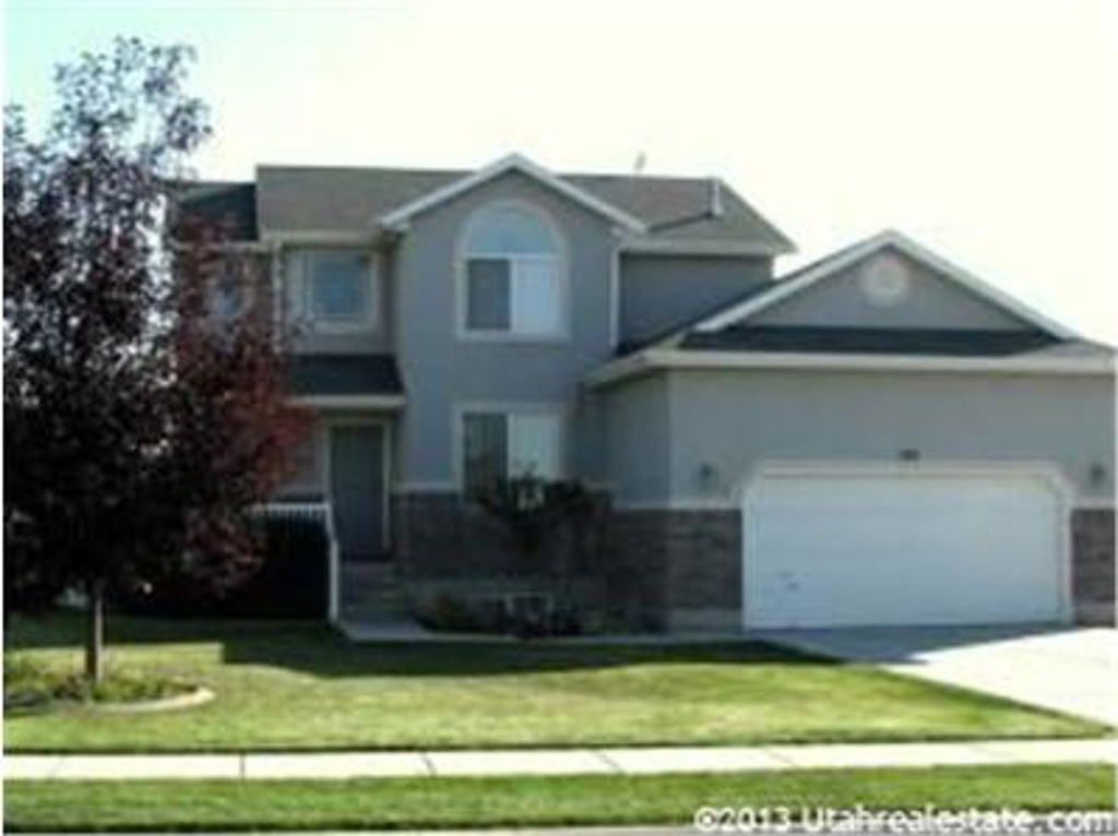 124 E 2275 S, Clearfield, UT 84015