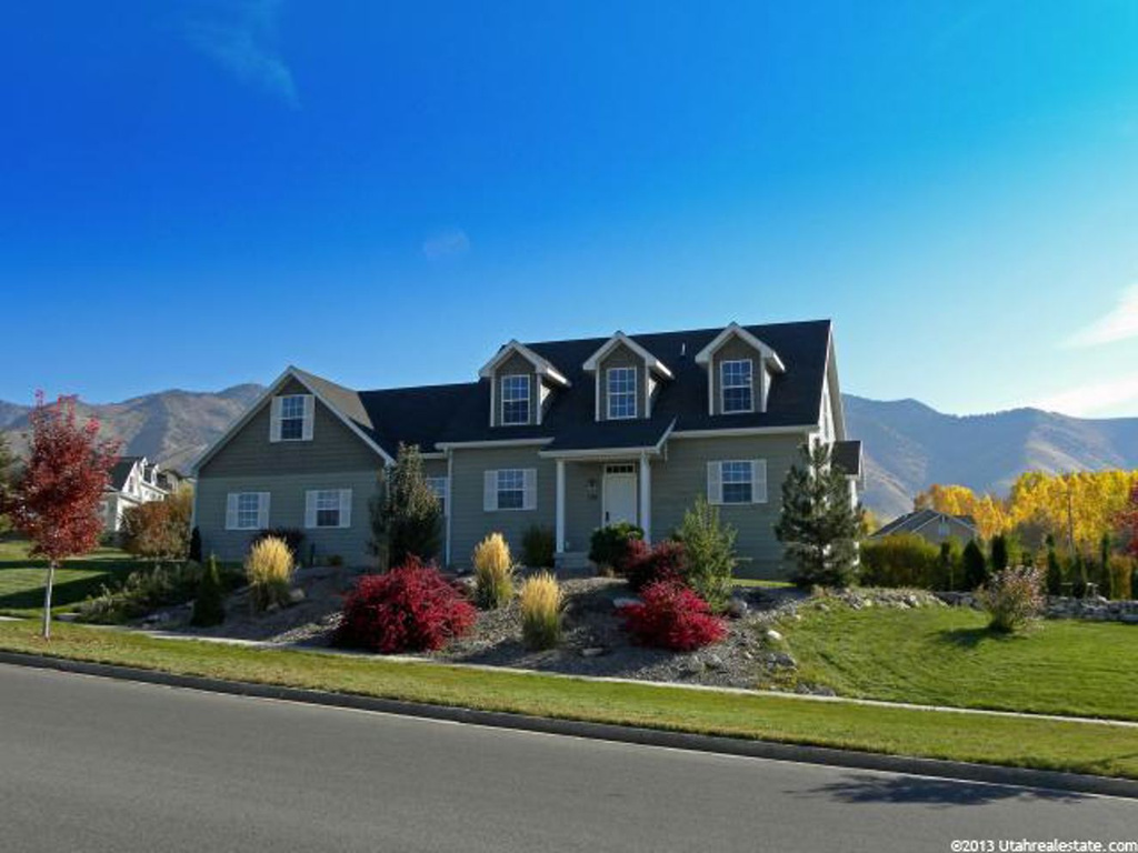 170 S 700 E, Hyde Park, UT 84318