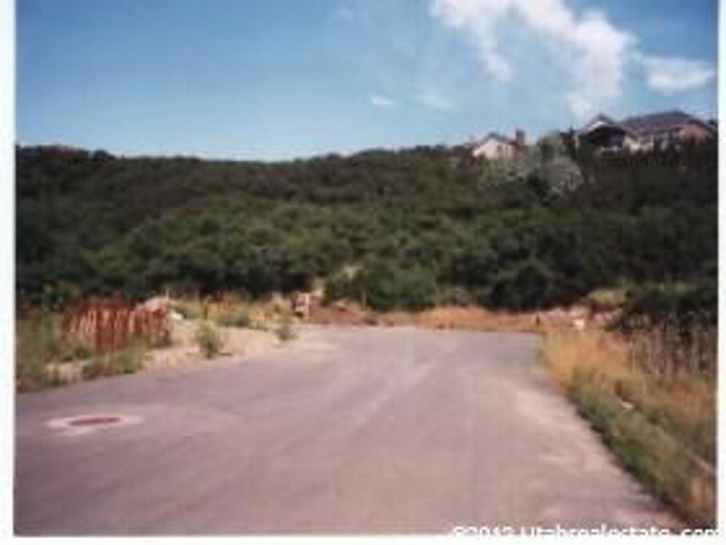 1917 N Bridge Ct, Layton, UT 84040