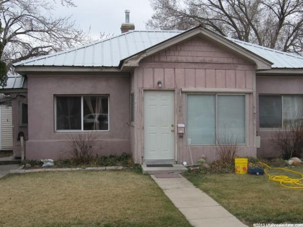2041 S Monroe Blvd, Ogden, UT 84401