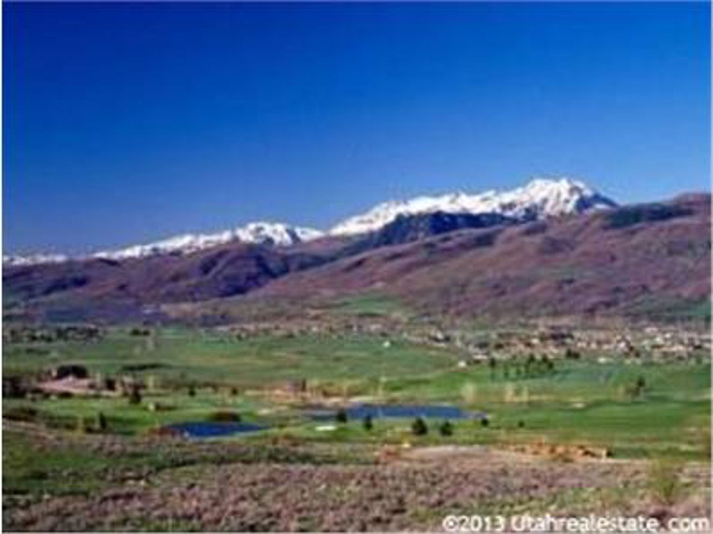 5329 E Purple Sage Dr #3, Eden, UT 84310