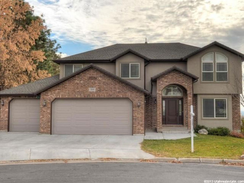 213 E 3050 N, North Ogden, UT 84414