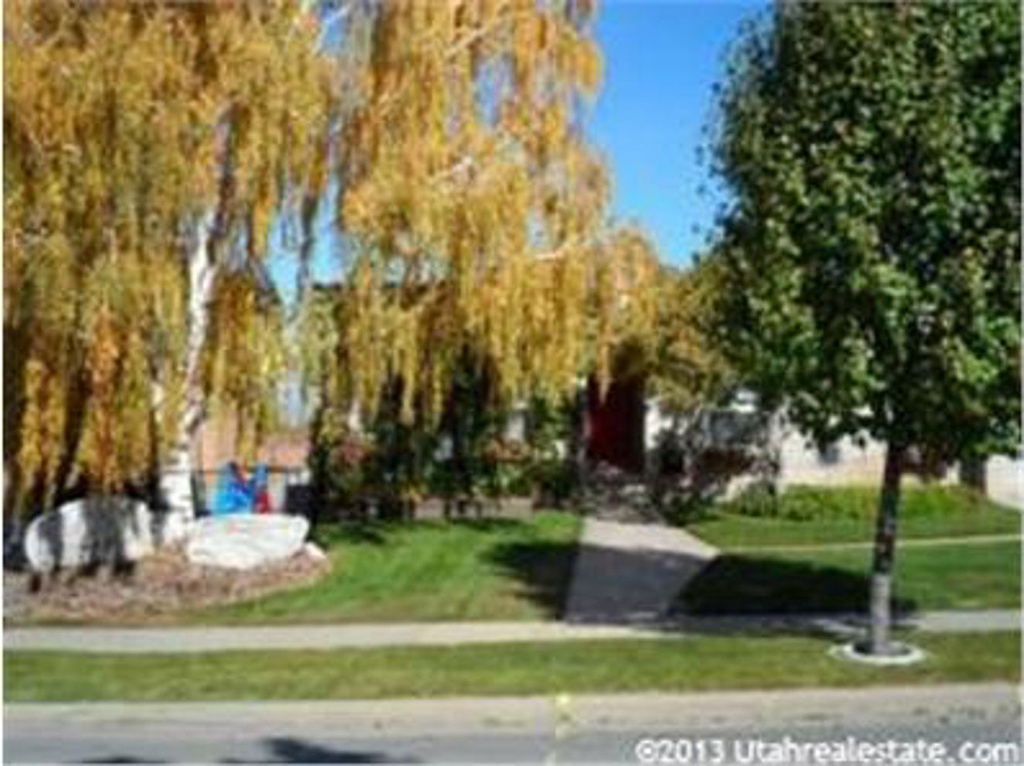 249 E 2100 S, Bountiful, UT 84010