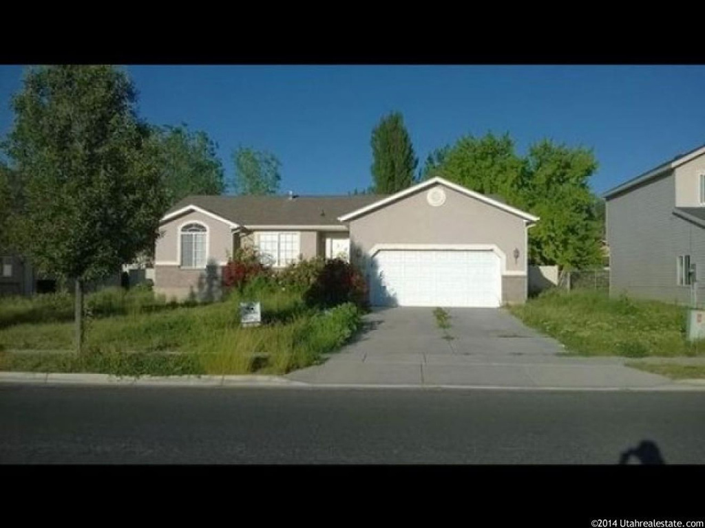 1832 N 2530 W, Clinton, UT 84015