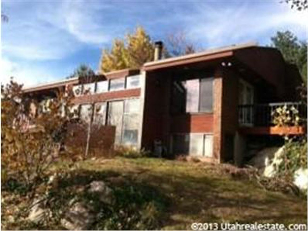 664 E 3350 N, North Ogden, UT 84414