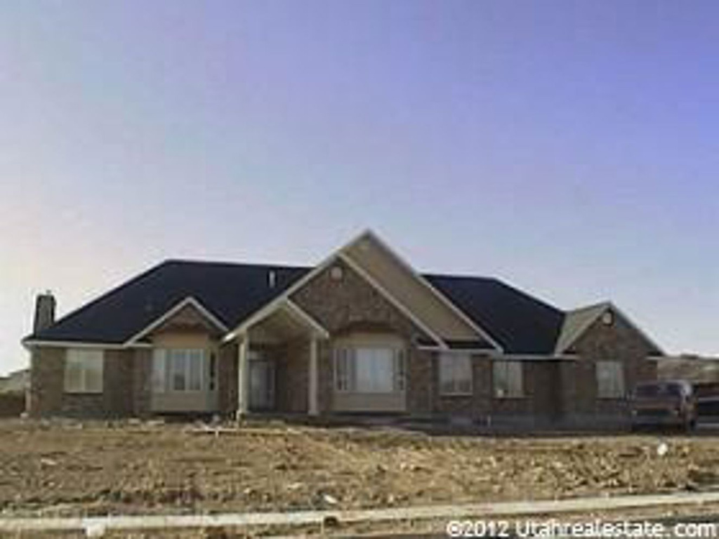 1923 Canyon Dr, South Weber, UT 84405