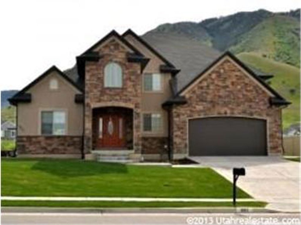 1862 N 1850 E, North Logan, UT 84341