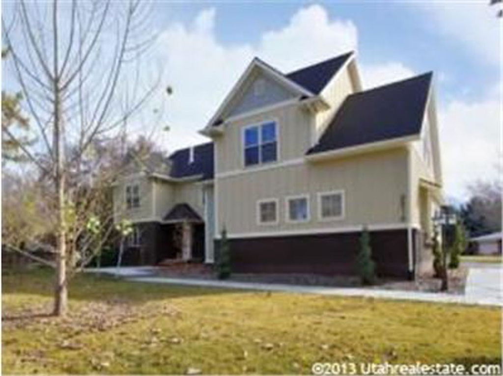 2218 E Arbor Ln, Holladay, UT 84117