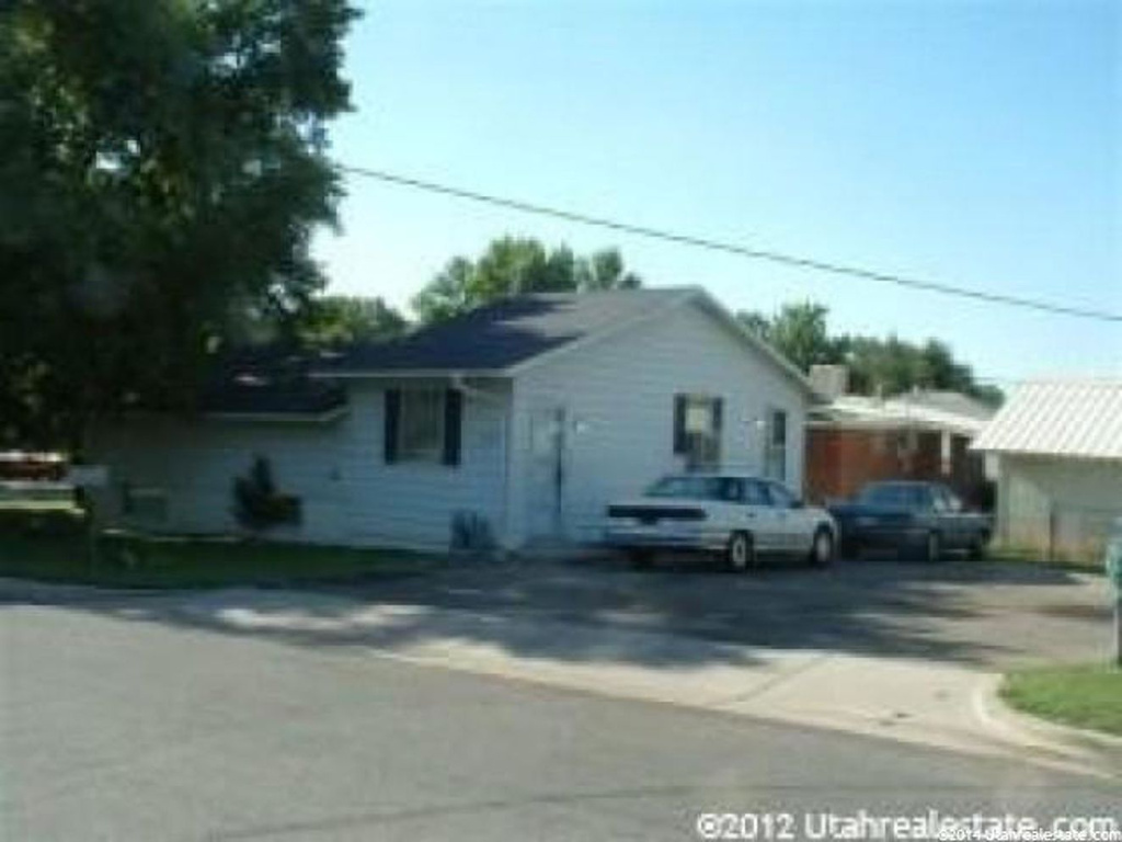 668 E 37th St, South Ogden, UT 84403