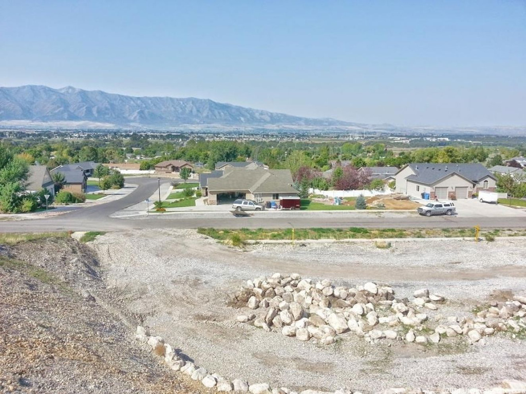 262 N 300 E #15, Millville, UT 84326