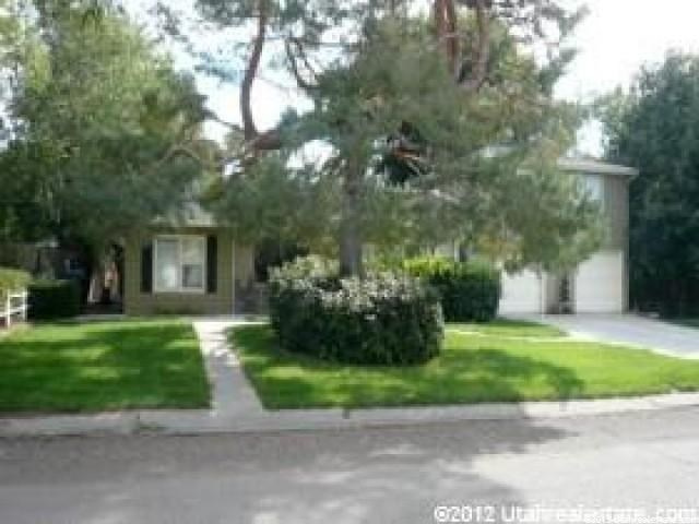 1680 E Fieldcrest Ln, Holladay, UT 84117