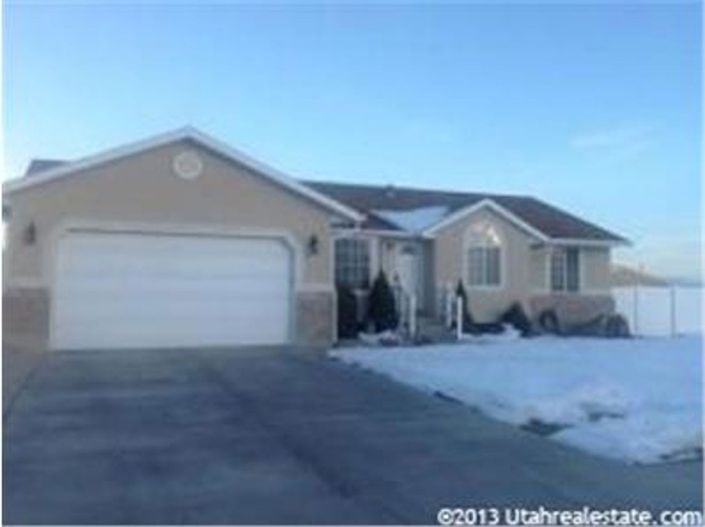 930 E State St, Lehi, UT 84043