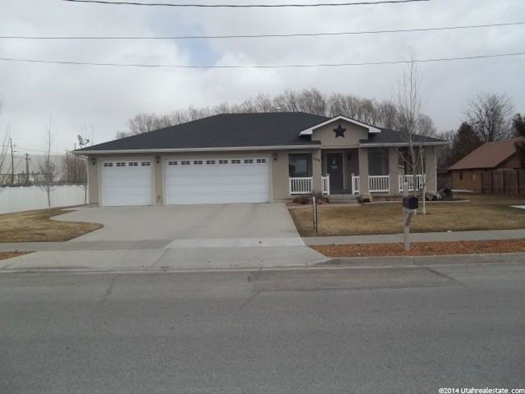 305 S 300 E, Preston, ID 83263