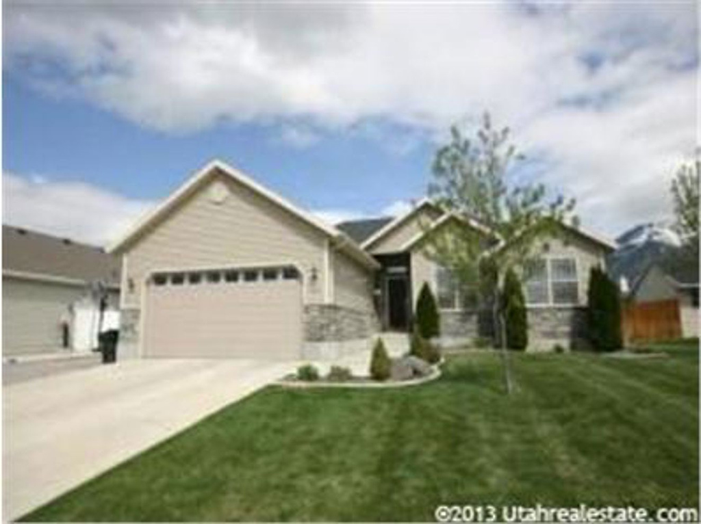 330 S Meadow Ln, Providence, UT 84332