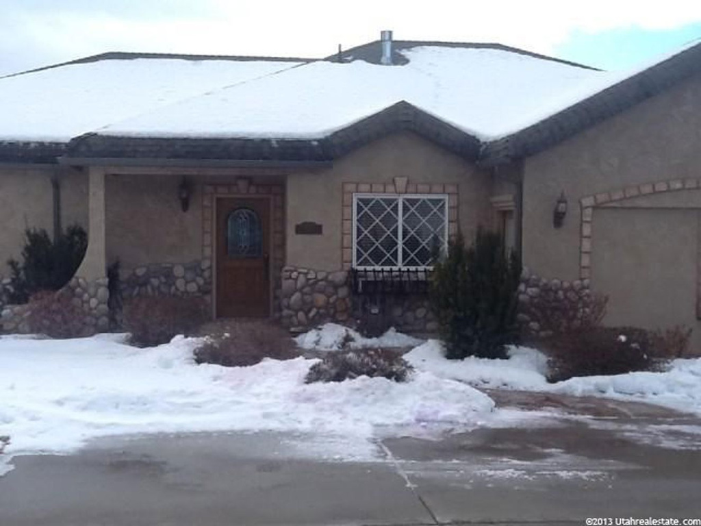 462 E Pine Grove Ln N, Providence, UT 84332