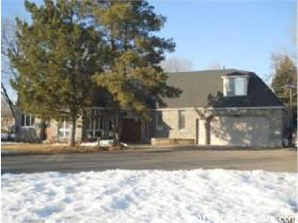 3975 S Main St, Nibley, UT 84321