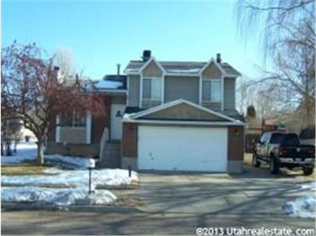 4860 S 3000 W, Roy, UT 84067