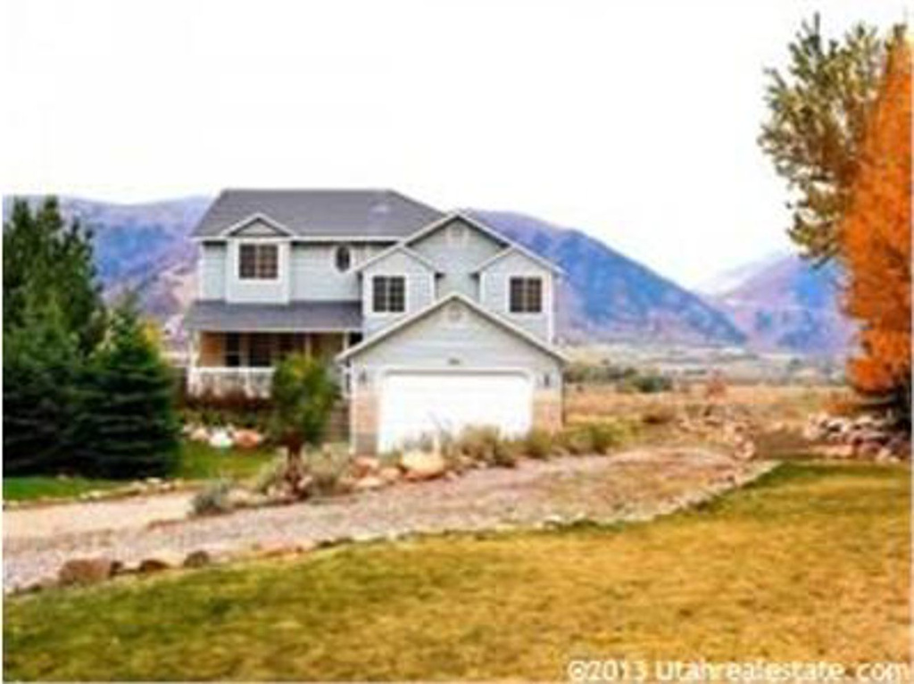 3849 N Mountain Oak Dr E, Eden, UT 84310