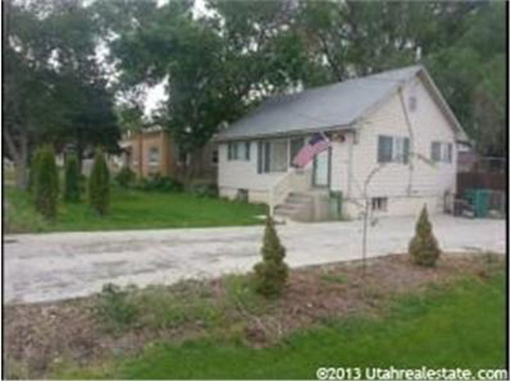 2279 W 5600 S, Roy, UT 84067