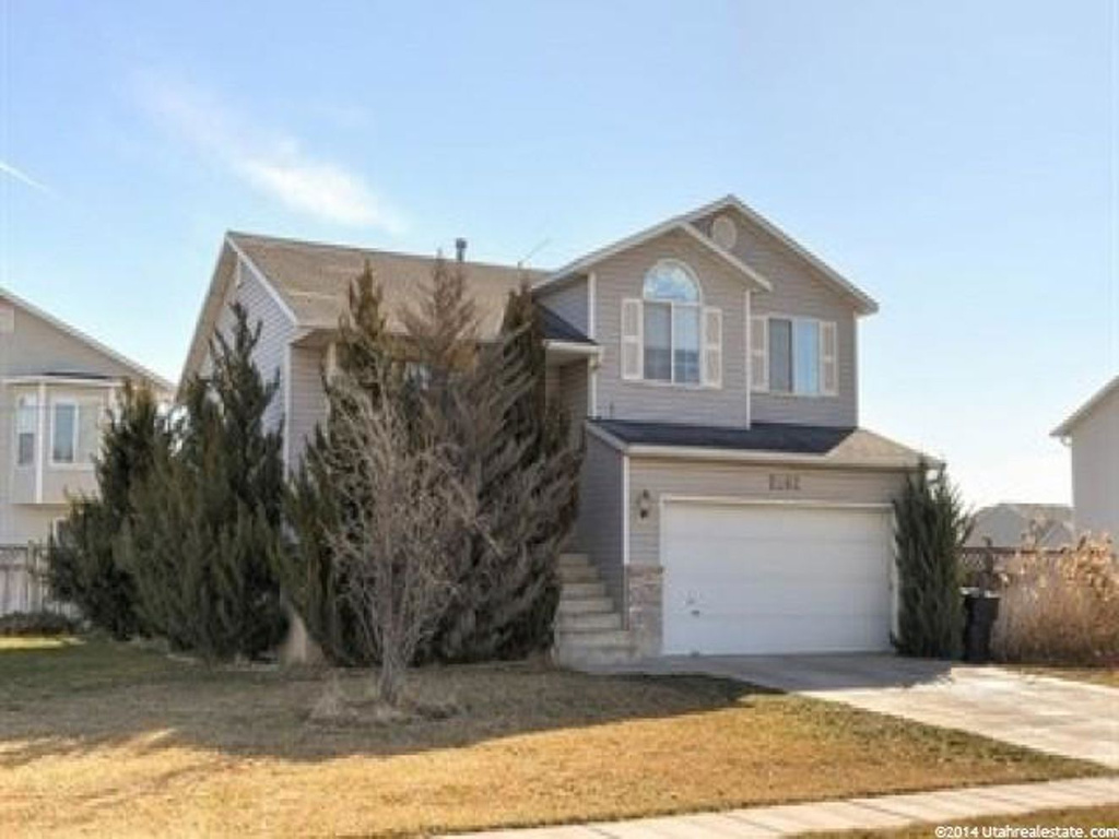 2282 N 2290 W, Clinton, UT 84015