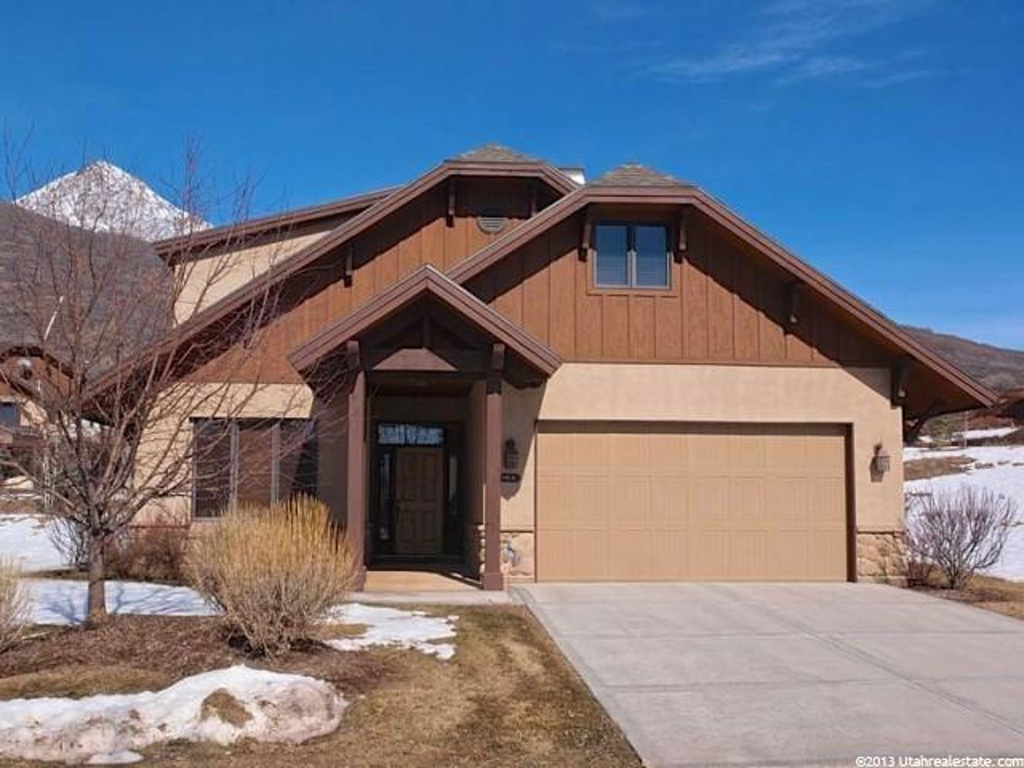 145 E Versaille Way N, Midway, UT 84049