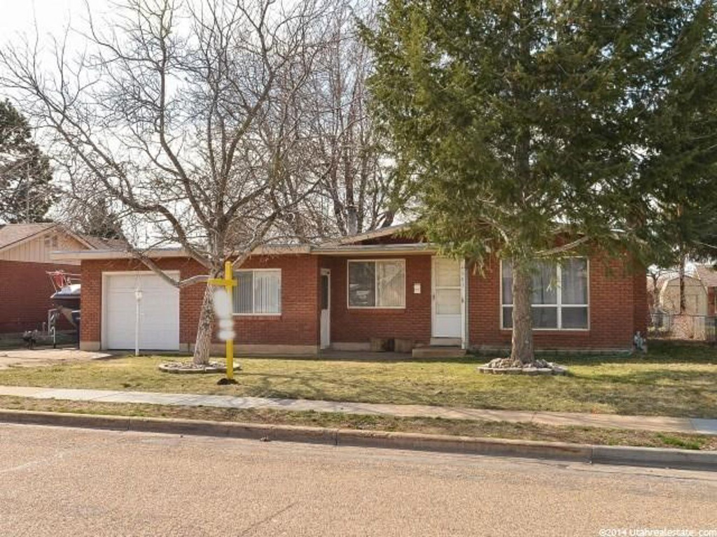 4503 S 2025 W, Roy, UT 84067