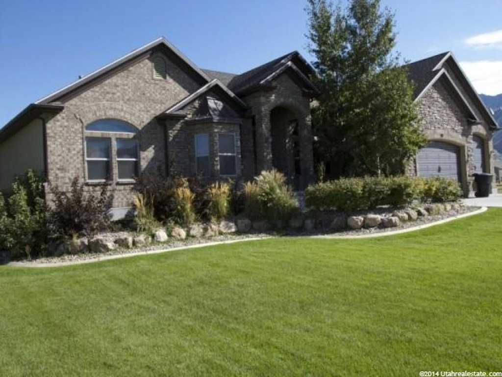 992 E Brookfield Ave, Erda, UT 84074