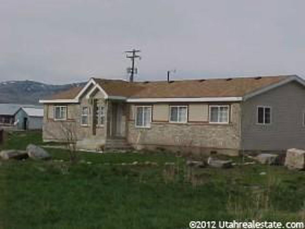 7269 S Hwy 165, Hyrum, UT 84319