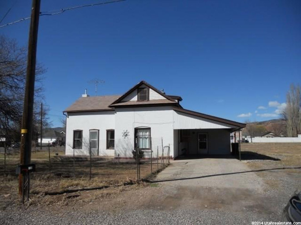 109 E 200 N, Richfield, UT 84701