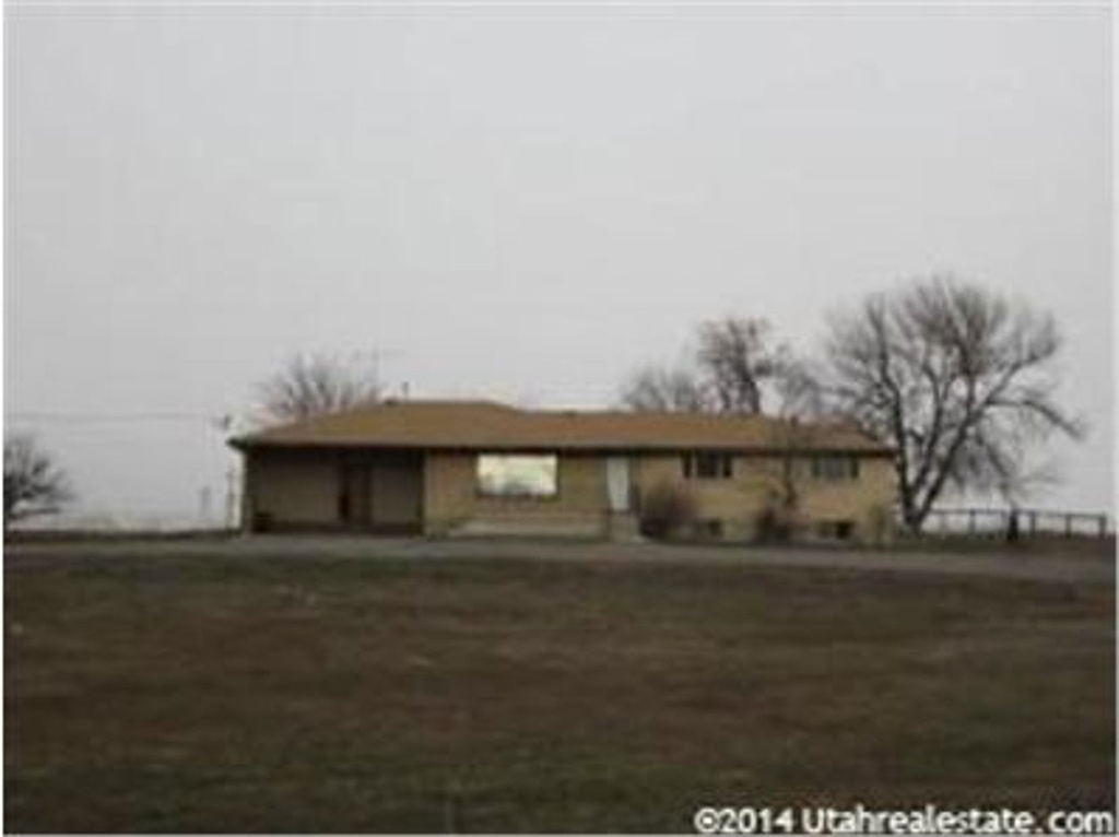 17515 N 4400 W, Fielding, UT 84311